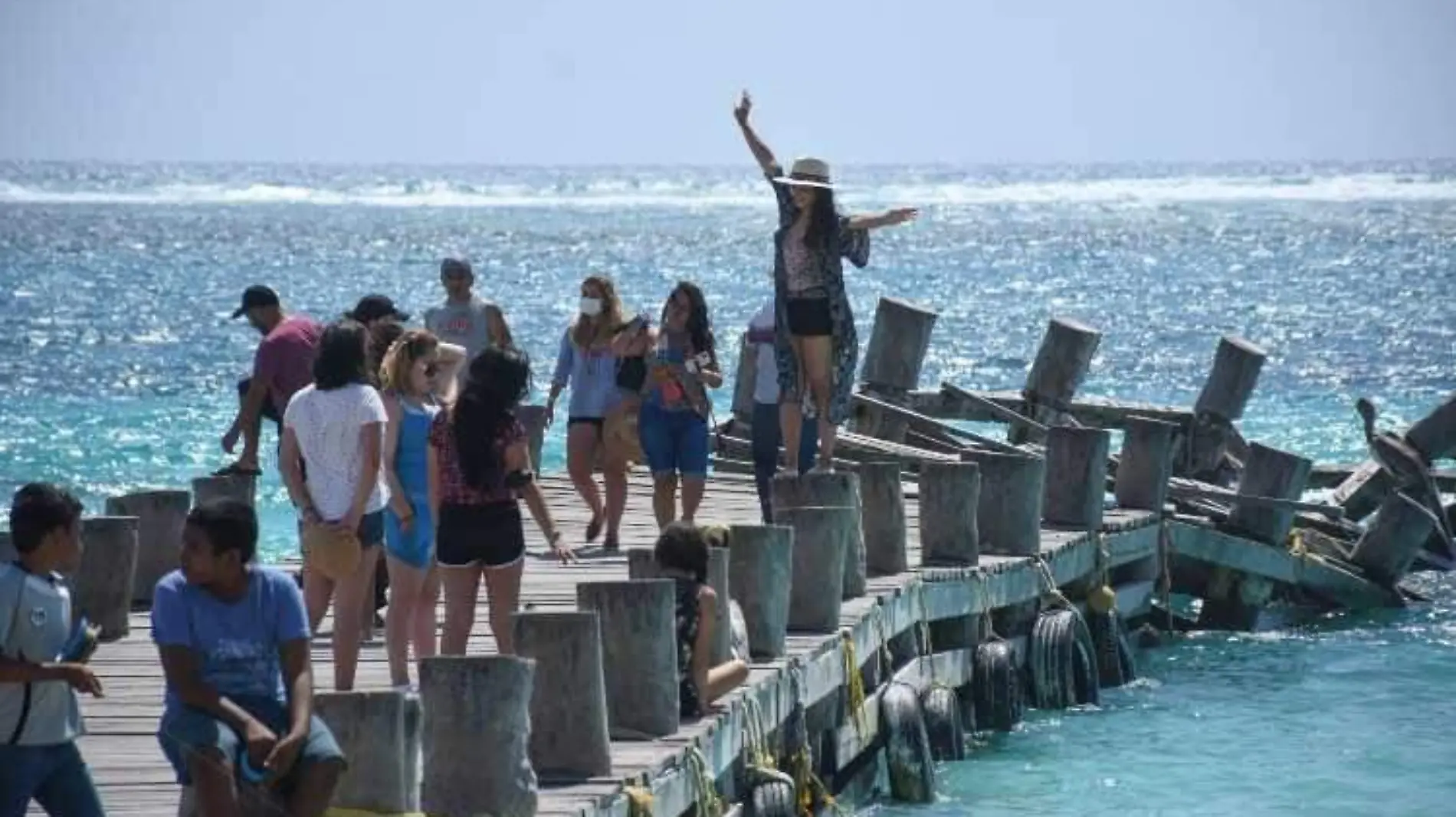 estudiantes puebla, cancún